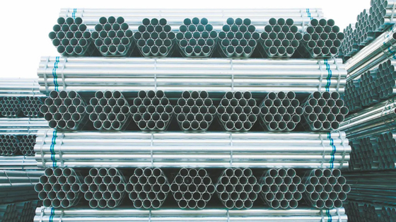 Hafif Karbon Galvanizli Çelik Borular Q235 Q235 Q345 ST37 Sınıfı