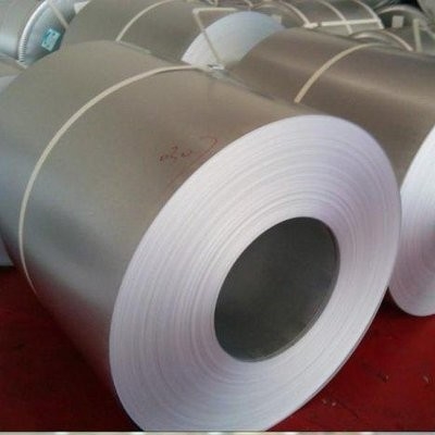 Genişlik 1500mm Sıcak Daldırma Galvanizli Çelik Rulo 40g-275g Çinko Katman